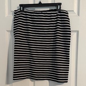 Banana Republic Factory Black and White Striped Pencil Skirt Large